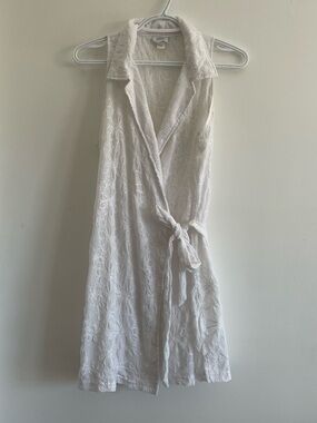 Vintage White Sleeveless Eyelet Tie-Waist Dress